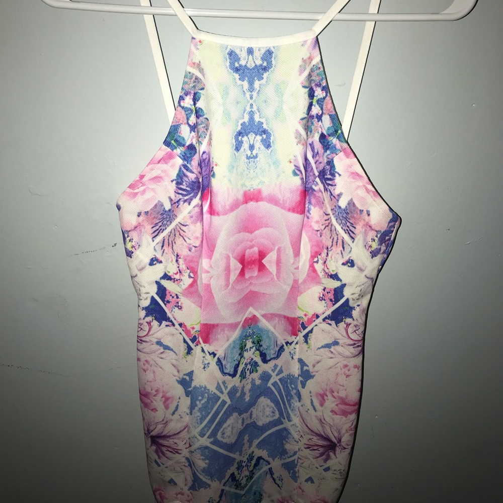 NWOT LF white patterned body con dress